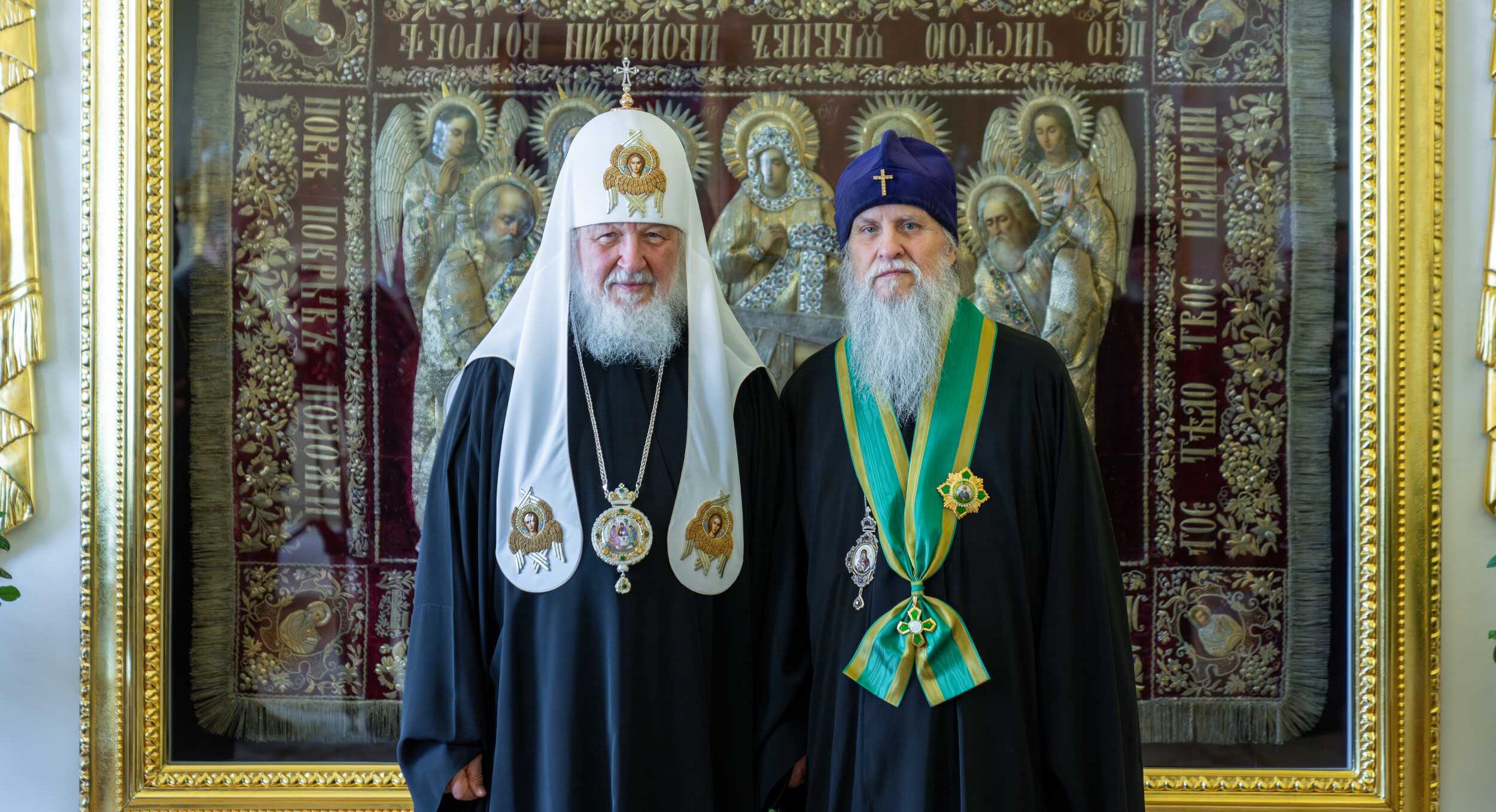 Патриарх Кирилл наградил митрополита Ионафана орденом преподобного Сергия Радонежского I степени