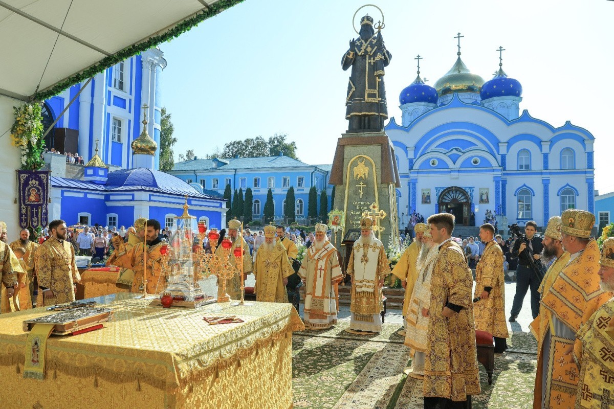 В Задонском Рождество-Богородицком монастыре торжественно отметили 300-летие со дня рождения святителя Тихона Задонского