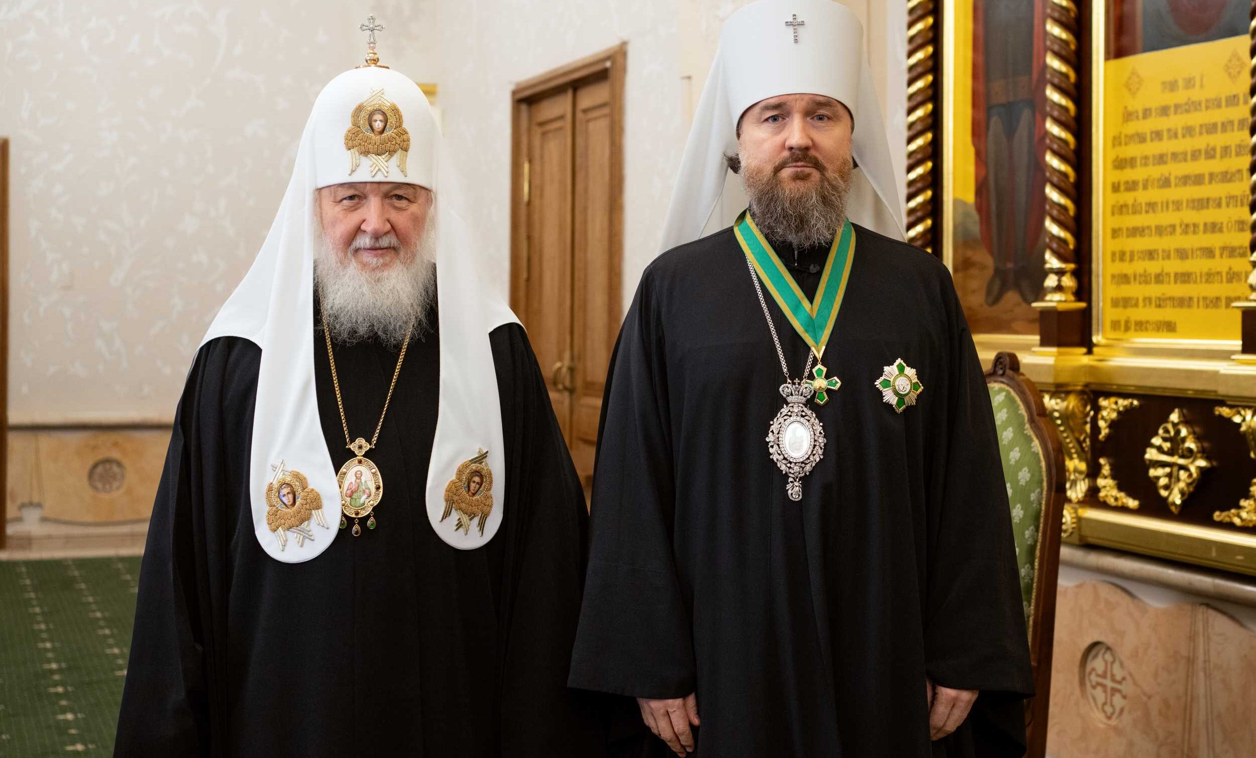 Святейший Патриарх Кирилл наградил митрополита Воскресенского Григория орденом преподобного Сергия Радонежского II степени