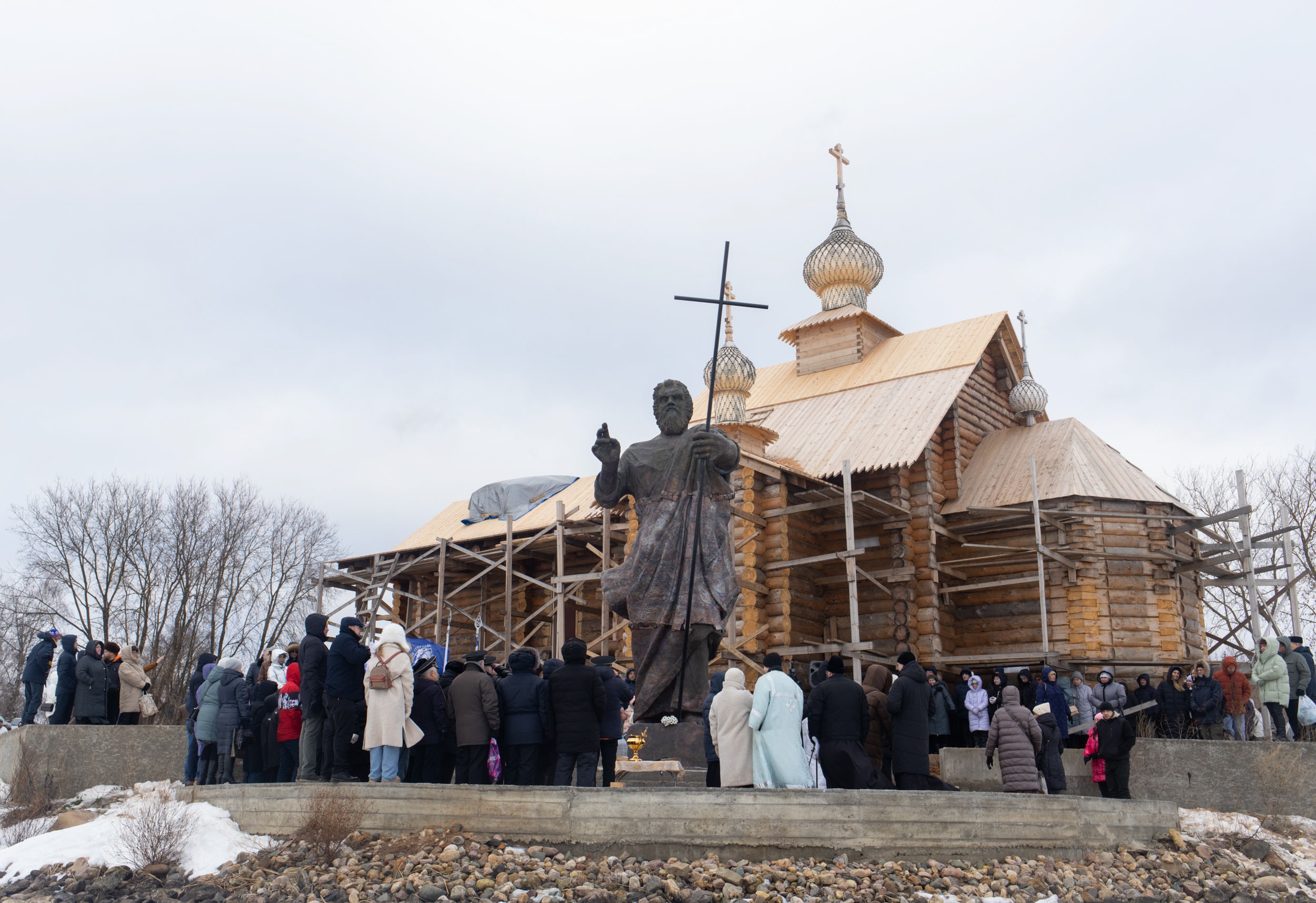 В Костроме установили памятник небесному покровителю моряков – святому апостолу Андрею Первозванному
