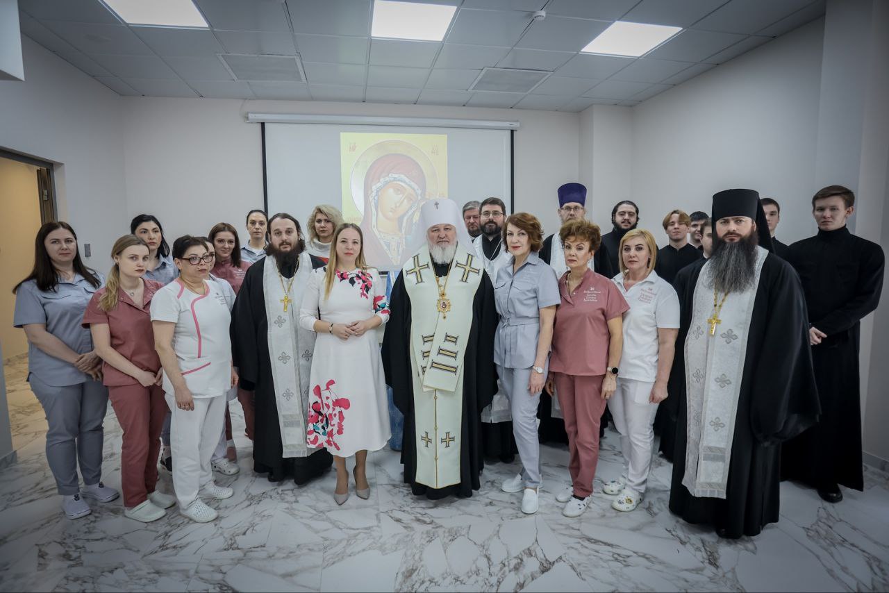 Митрополит Ставропольский и Невинномысский Кирилл освятил первый в Ставропольском крае частный роддом, который добровольно отказался от лицензии на совершение детоубийства в утробе матери (аборта)
