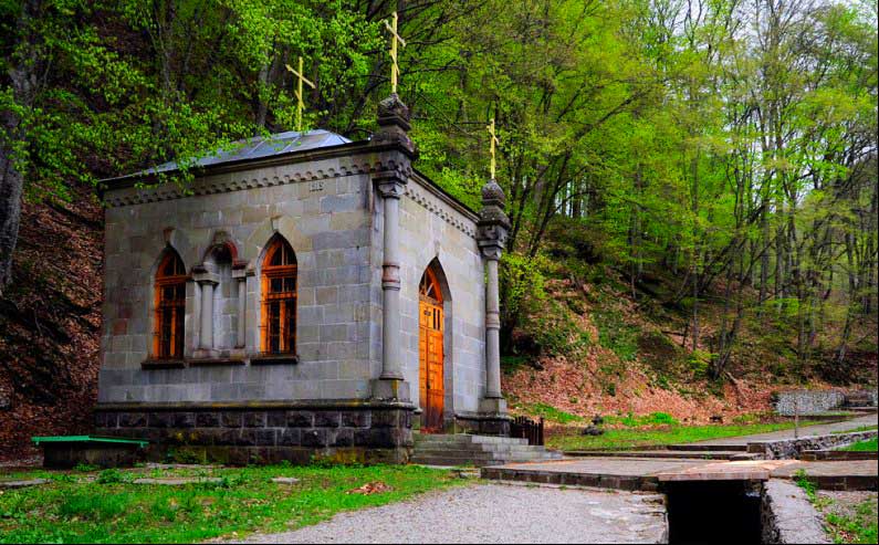 Мужской монастырь Косьмы и Дамиана вновь открыт для паломников и туристов