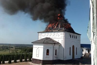 Владимир Путин поручил создать отдельную программу и представить предложения по восстановлению храмов в Курской области, пострадавших в результате вторжения ВСУ