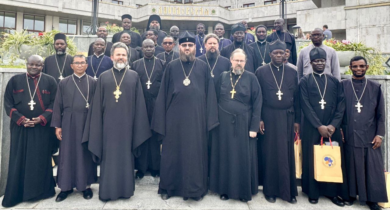 Началась паломническая поездка в Россию благочинных Патриаршего экзархата Африки