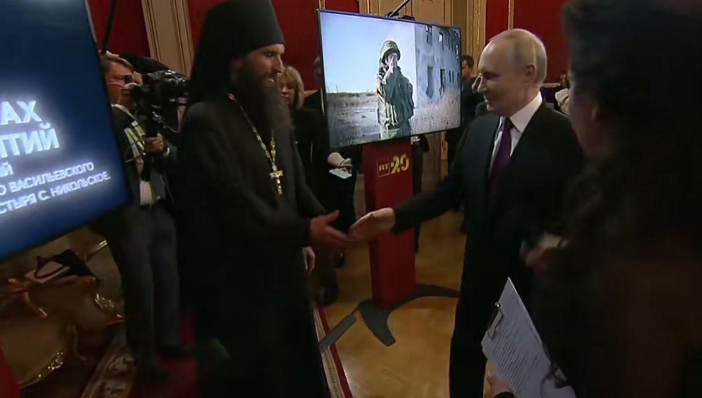 Владимир Путин встретился с иеромонахом из обители старца Зосимы