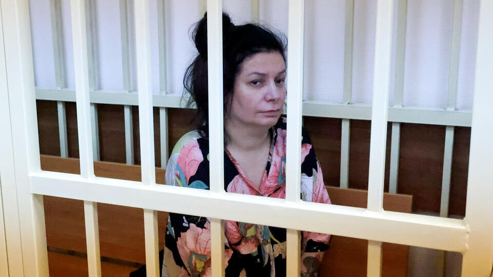 Суд приговорил «ведьму» Алену Полынь к двум годам колонии за экстремизм