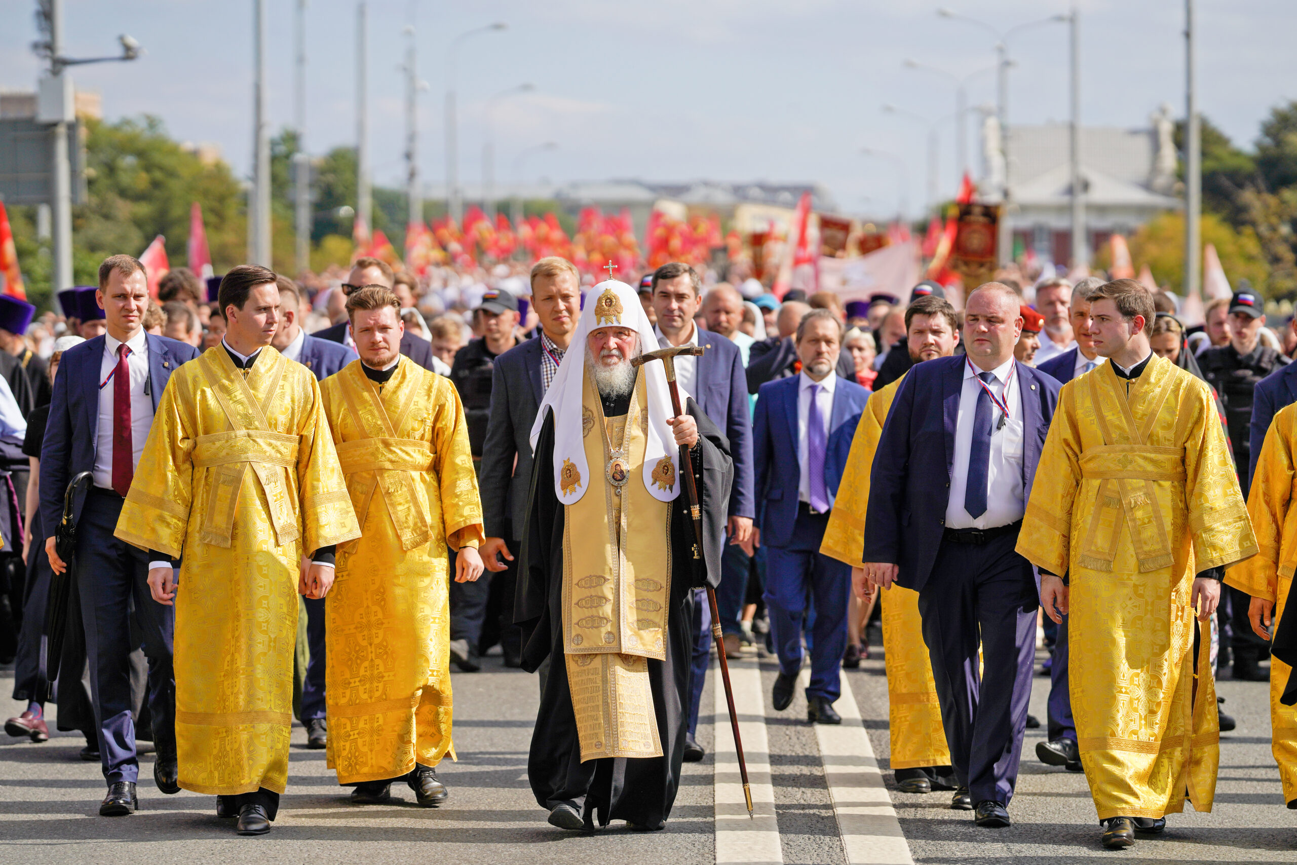 Патриарх Кирилл поблагодарил всех участников общемосковского крестного хода в честь празднования Собора Московских святых 7 сентября