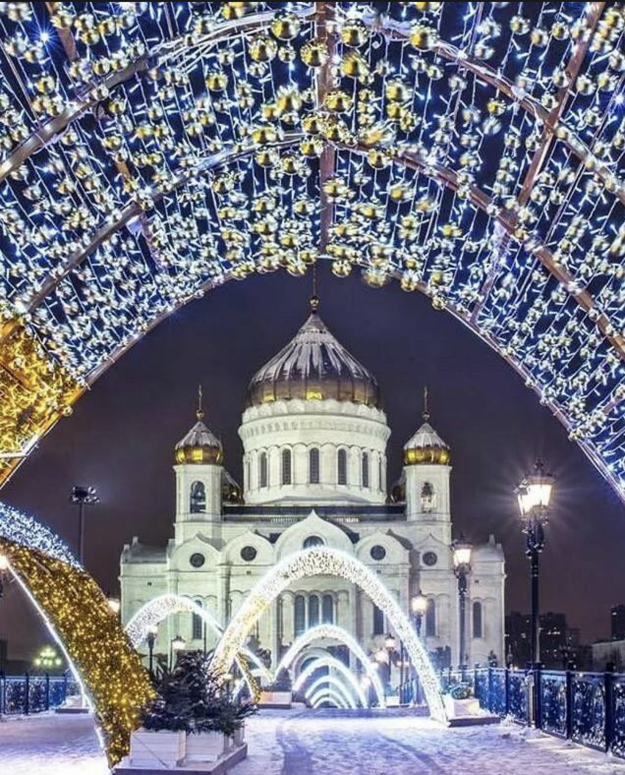 В Рождественскую ночь, с 6 на 7 января 2026 года, метро и МЦК в Москве будут работать до 02:00