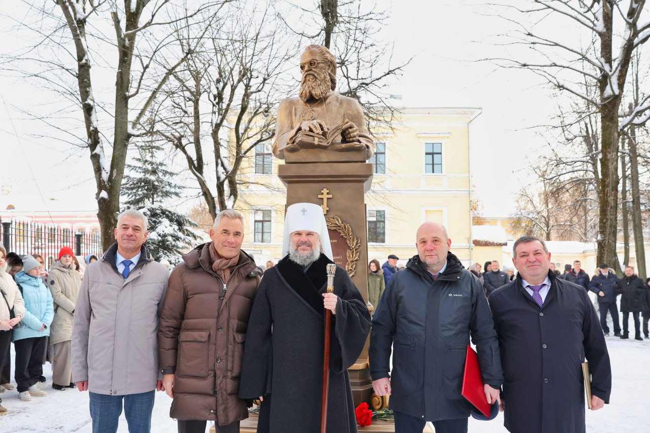 В Твери открыт памятник святителю Луке (Войно-Ясенецкому)