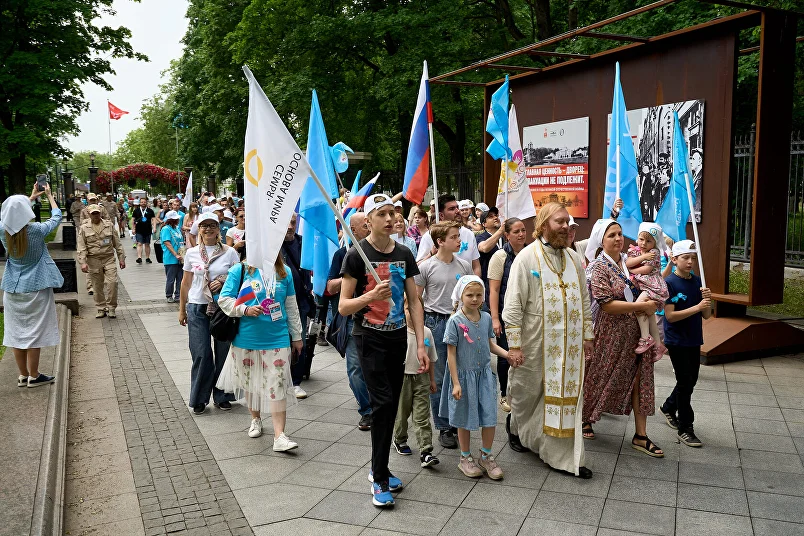 30 мая, в День Святости Семьи, в Москве на Поклонной горе состоятся Шествие и Молебен о благополучии и святости российских семей