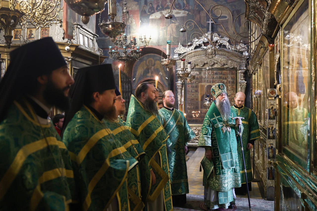 В Троице-Сергиевой лавре отметили праздник перенесения иконы Живоначальной Троицы в обитель