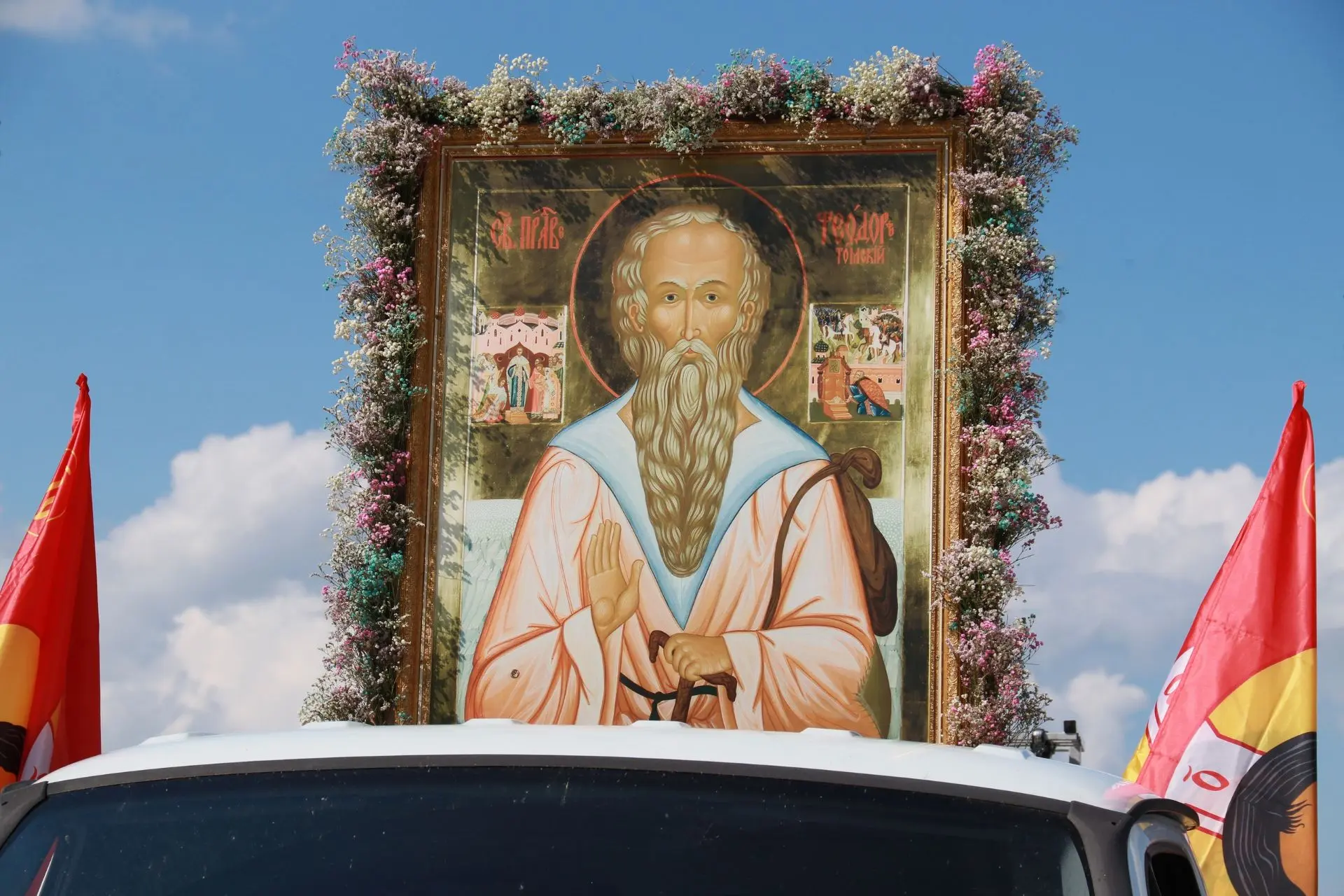Сибирские паломники отправились в юбилейный по счету Феодоровский крестный ход