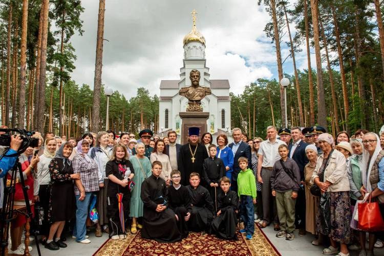В Пензенской области открыли памятник святому Царственному страстотерпцу императору Николаю II
