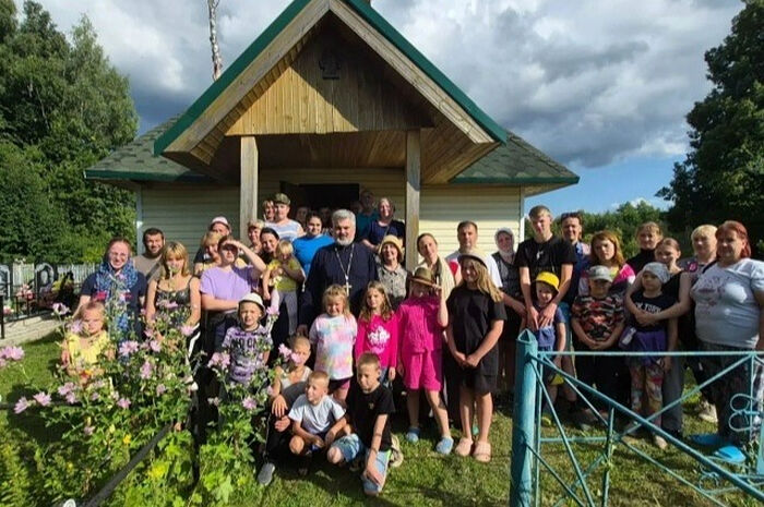 В Новгородской епархии при поддержке Синодального отдела по благотворительности открылась семейная творческая мастерская