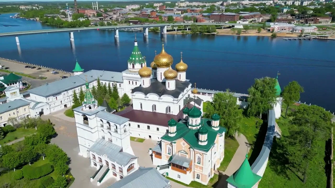 Президент России подписал указ о праздновании 700-летия Ипатьевского монастыря