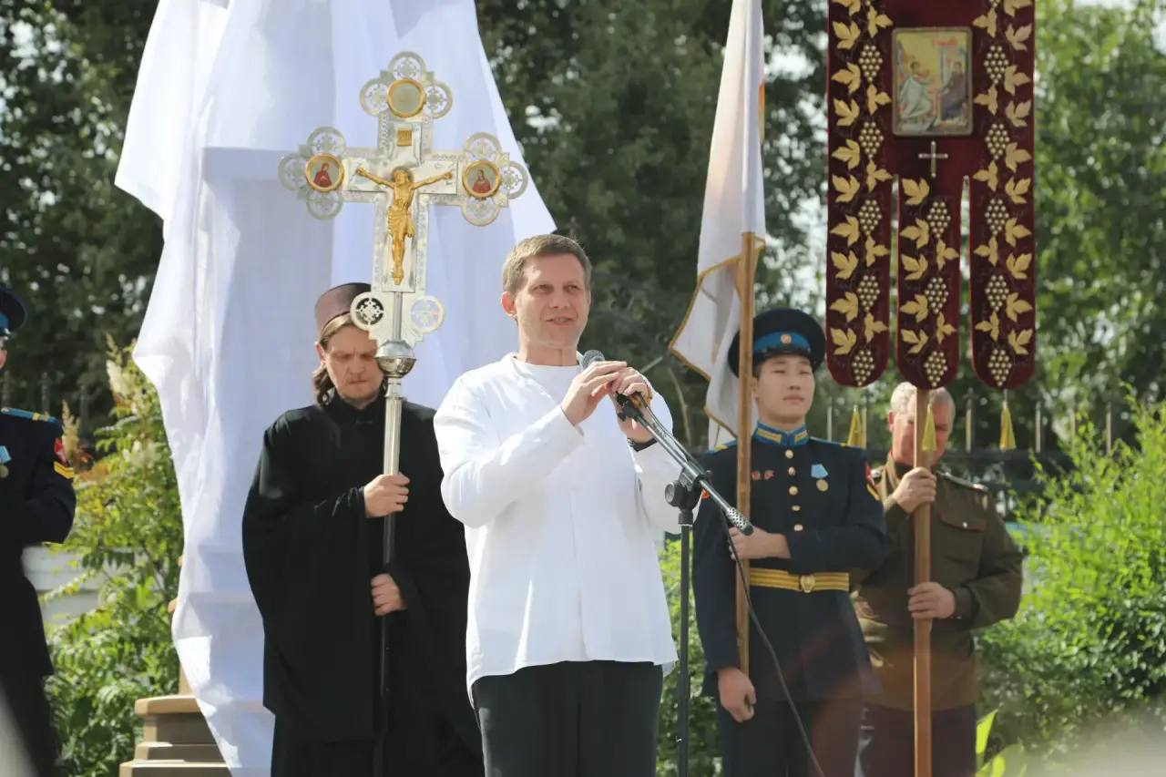 В столице Тувы открыт памятник императору Николаю II